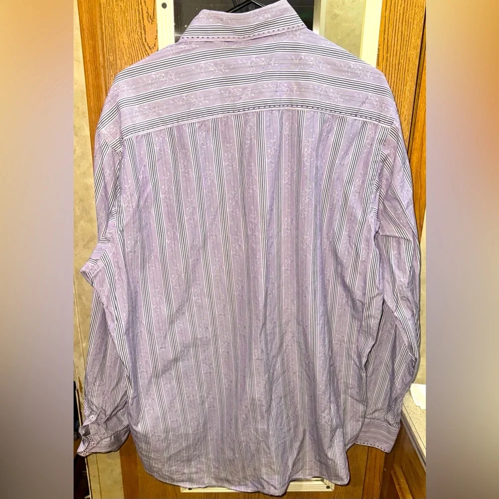Bugatchi Uomo Men’s XL Dress Shirt – Purple/White Stripe Pattern - Picture 2 of 3